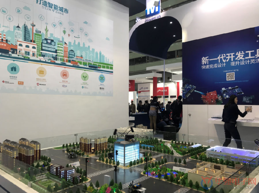 “ELEXCON2017深圳国际电子展Mouser展台智慧城市模型”