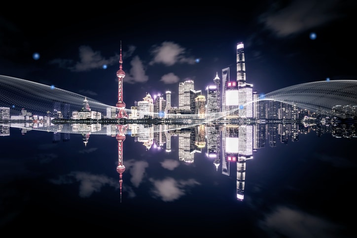 “图2：中国上海的现代化智能建筑，利用照明系统的创新更明显（来源：贸泽电子）”